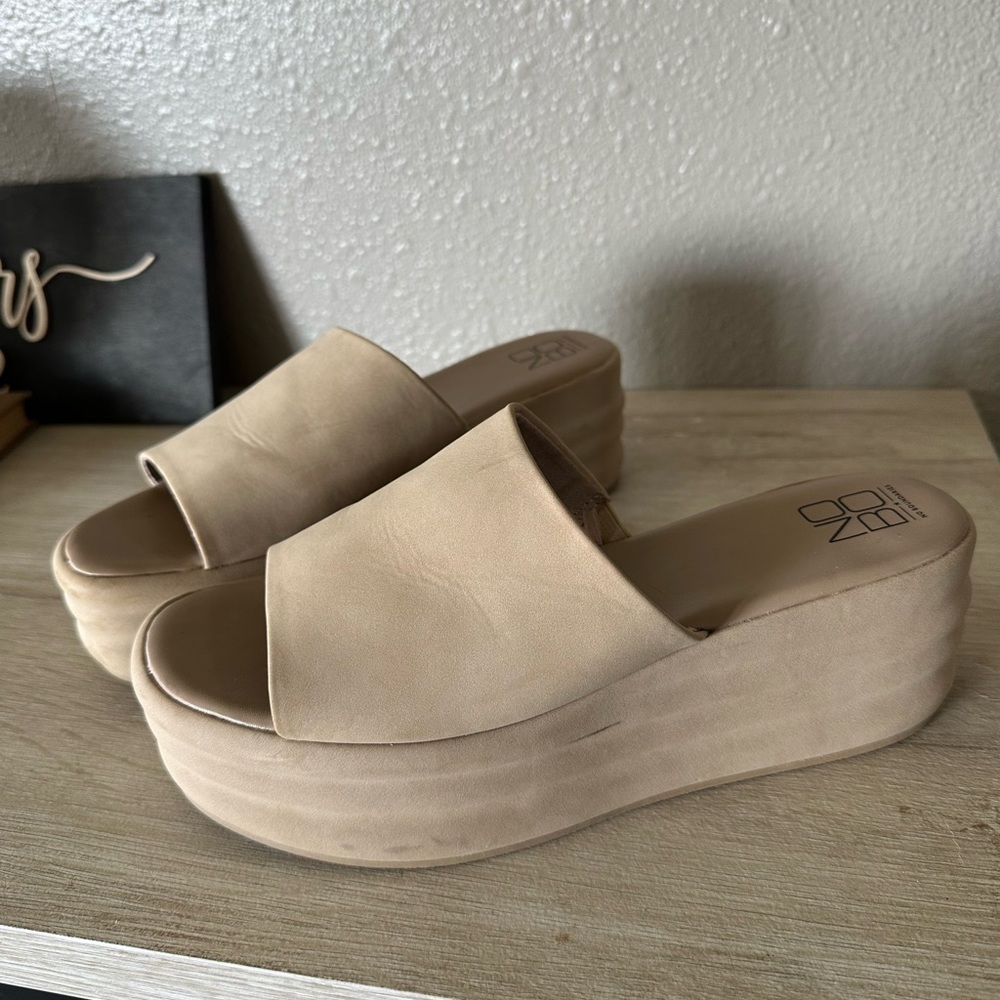 Nude Sandals